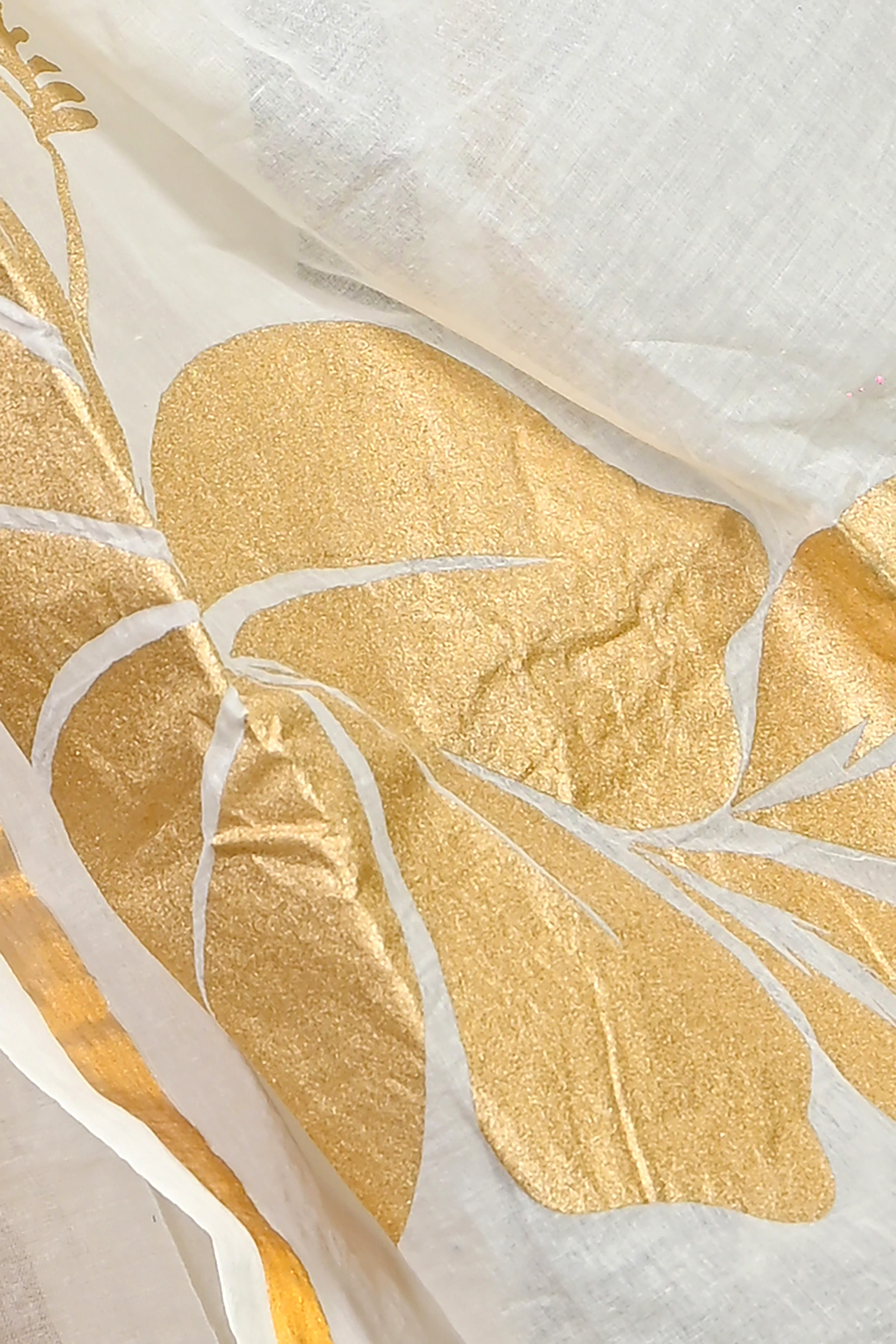 White Cotton Blended Soura Printed Handloom Saree (604)